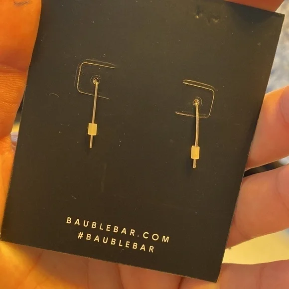 BAUBLEBAR womens new dangle earrings! - Picture 3 of 3
